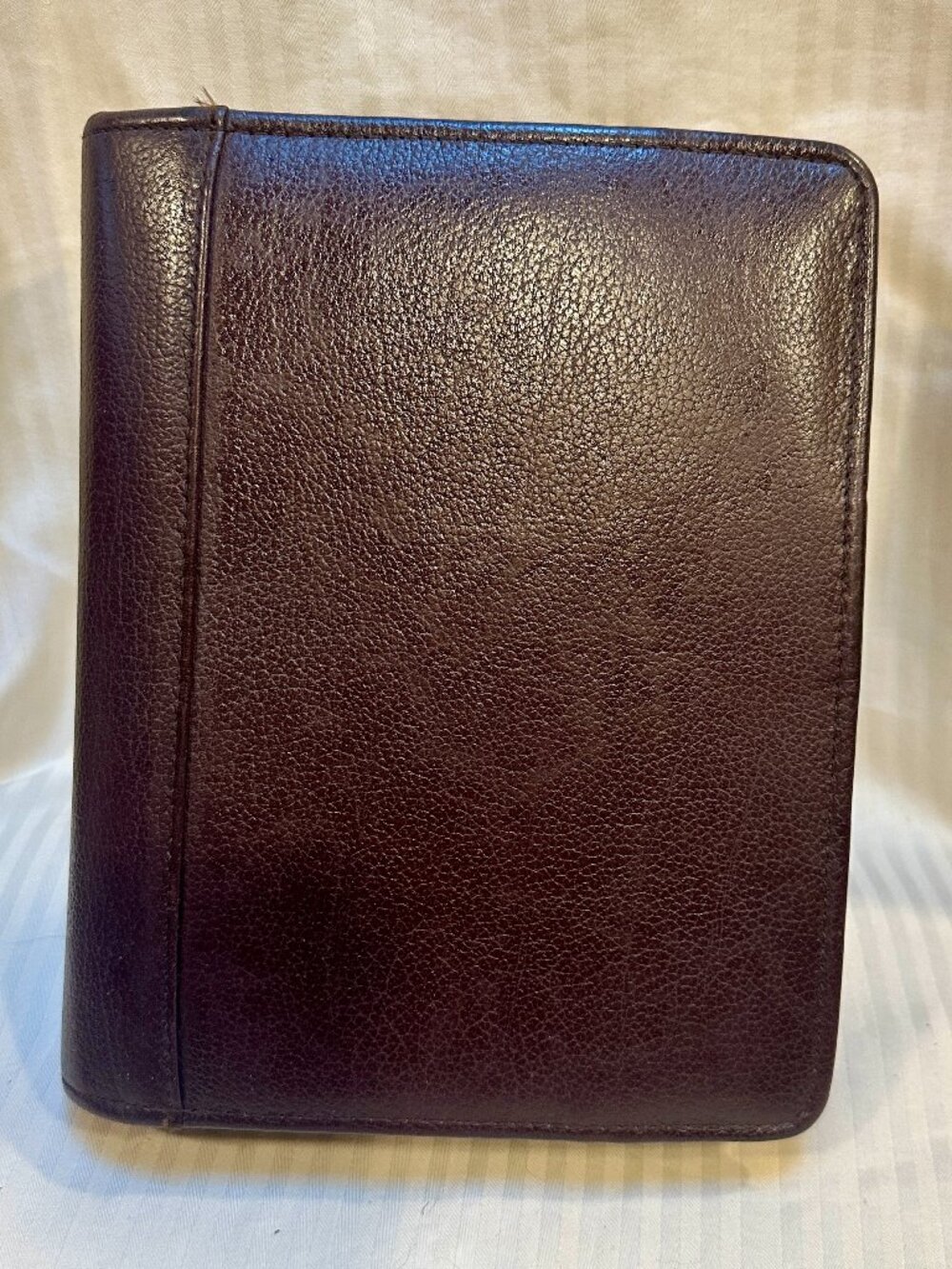 PERFECT! FRANKLIN COVEY COMPACT BURGUNDY LEATHER PLANNER & STORAGE BOX - BOTH!